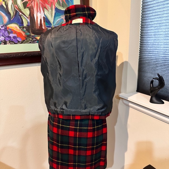 Pendleton 1960's Red Plaid Suit with Mini Skirt - Fits S-M - Picture 5 of 14